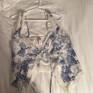 Urban Outfitters Blue and White Floral Top